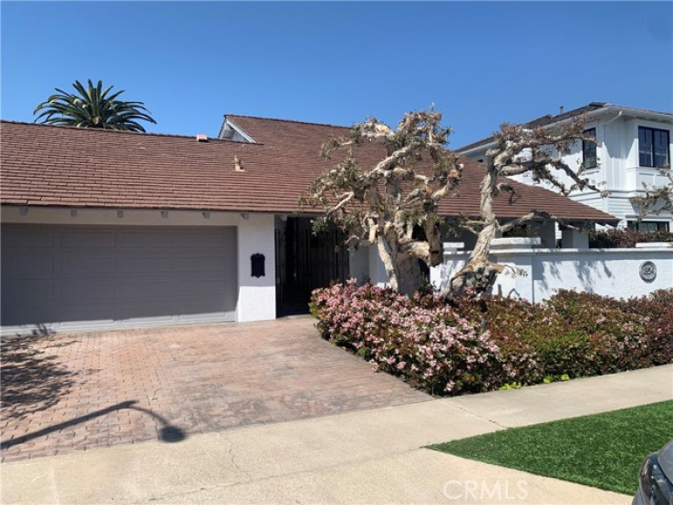 3 Bed Home to Rent in Newport Beach, California