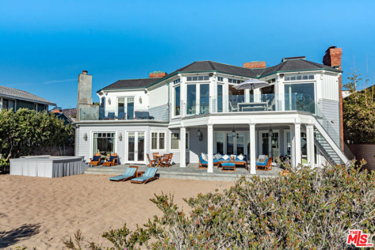 7 Bed Home to Rent in Malibu, California