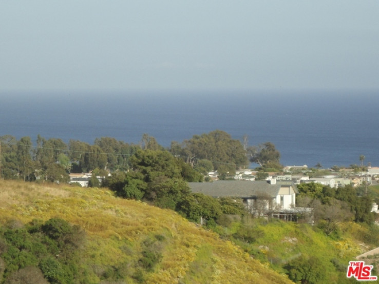  Land for Sale in Malibu, California