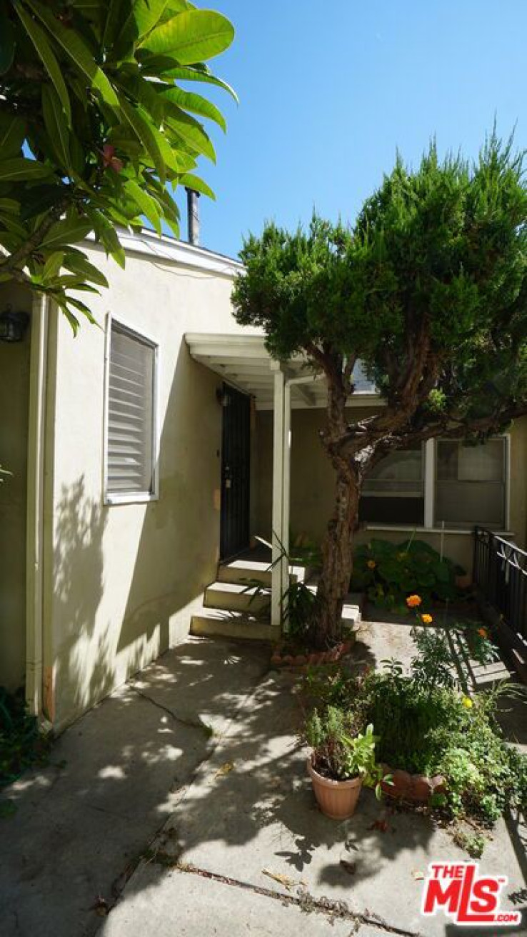 2 Bed Home to Rent in Los Angeles, California