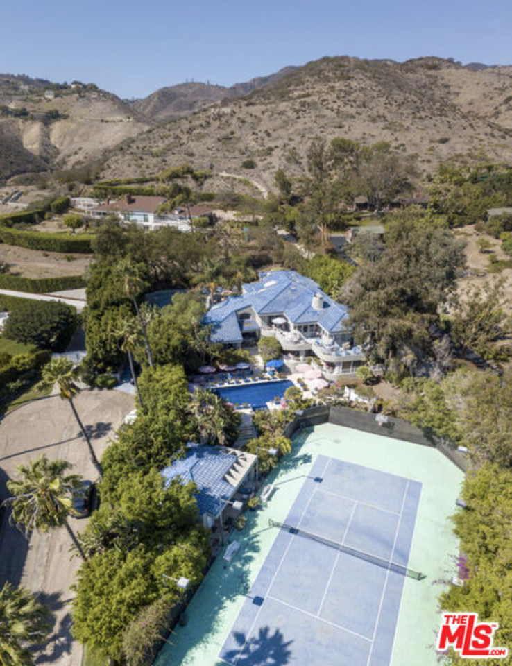 Residential Home in Malibu