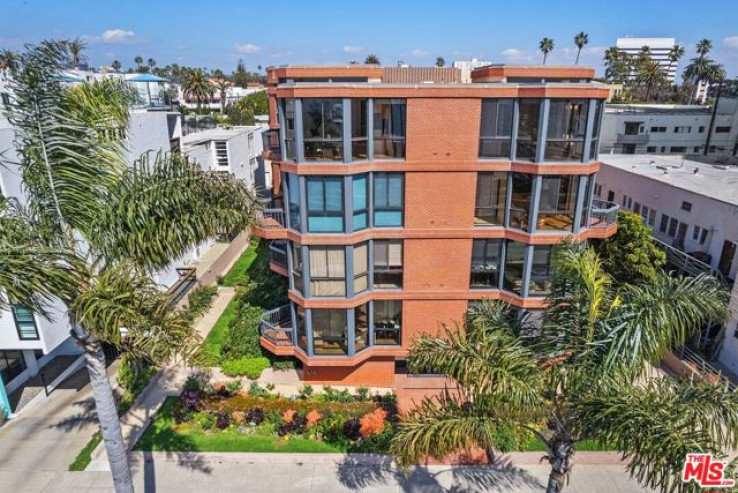 2 Bed Home for Sale in Santa Monica, California