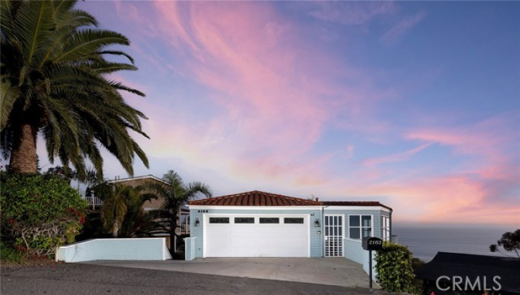 Residential Home in Laguna Village