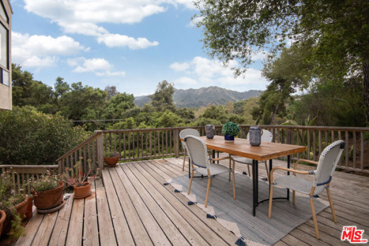 2 Bed Home for Sale in Topanga, California