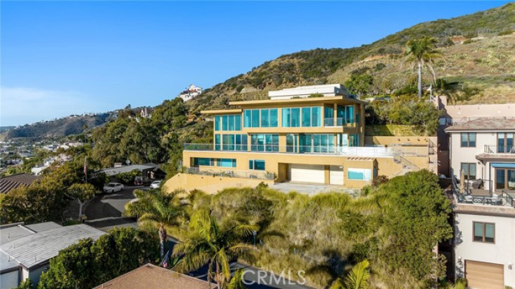 5 Bed Home for Sale in Laguna Beach, California