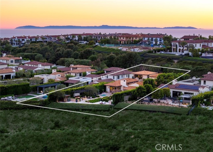 Residential Home in Crystal Cove