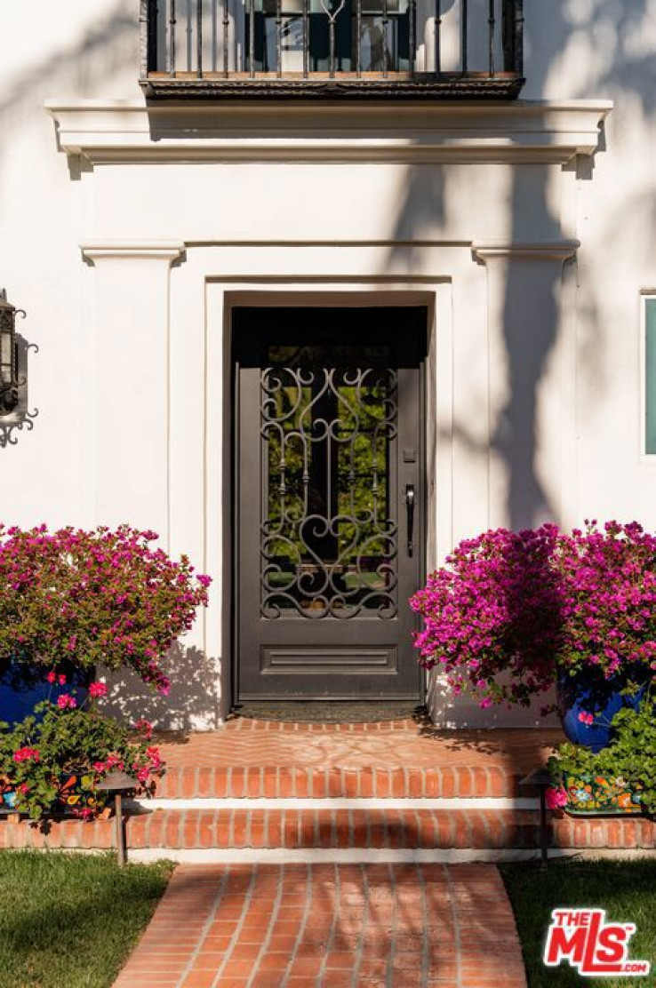 Residential Home in Santa Barbara