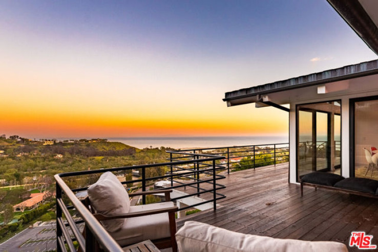 Residential Home in Malibu