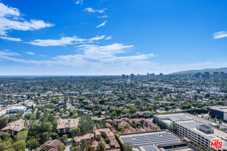 Residential Home in Westwood - Century City