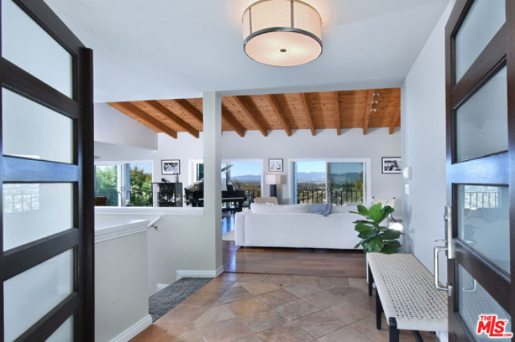 4 Bed Home for Sale in Studio City, California