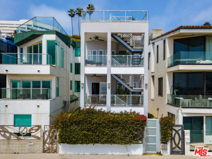 Residential Lease in Santa Monica
