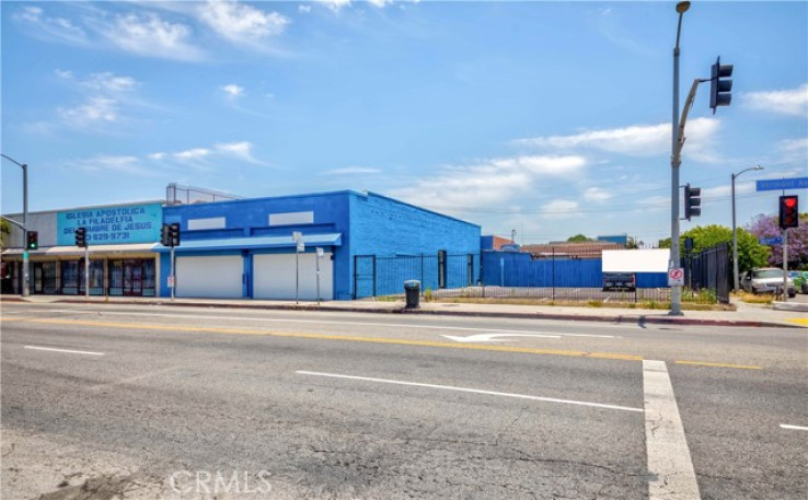  Commercial for Sale in Los Angeles, California