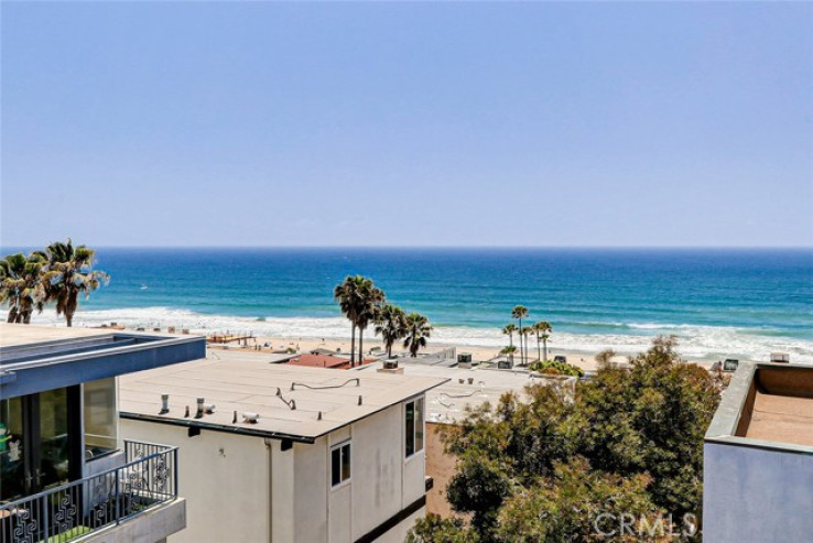 3 Bed Home for Sale in Manhattan Beach, California