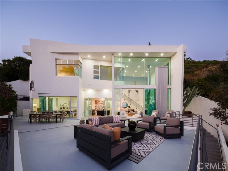 4 Bed Home for Sale in Laguna Beach, California