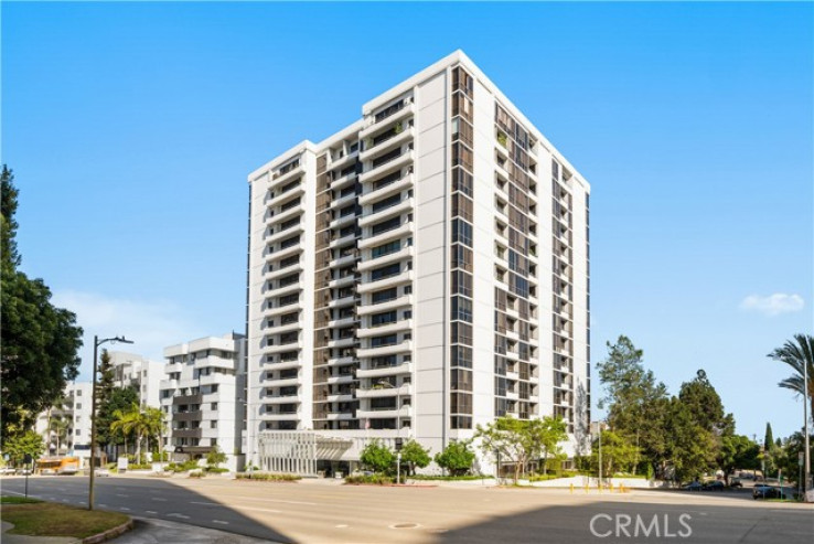 Residential Home in Westwood - Century City