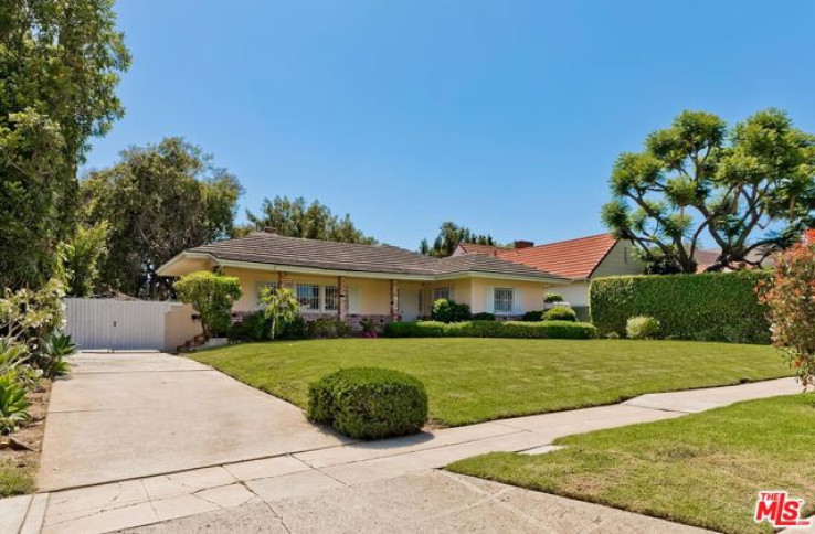 Residential Home in Westwood - Century City