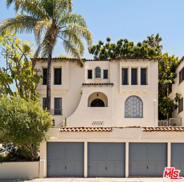 Residential Income in Silver Lake - Echo Park