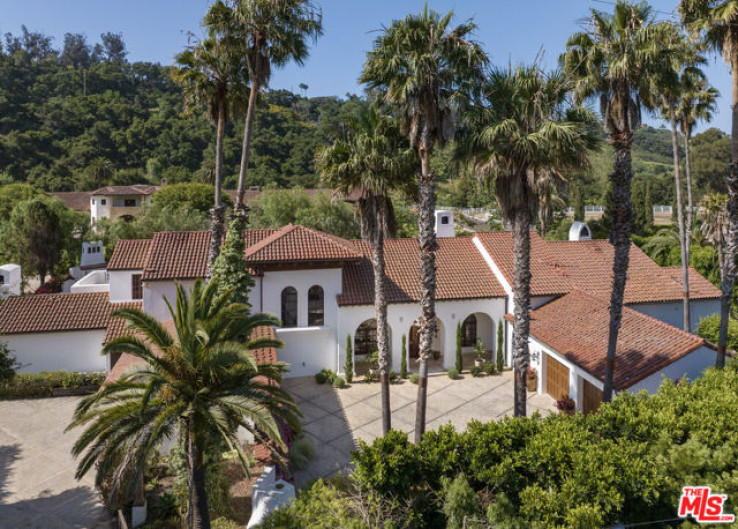 5 Bed Home for Sale in Montecito, California