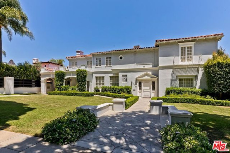 5 Bed Home for Sale in Beverly Hills, California