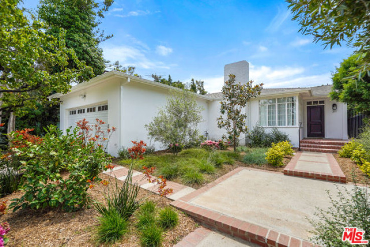 Residential Home in Brentwood