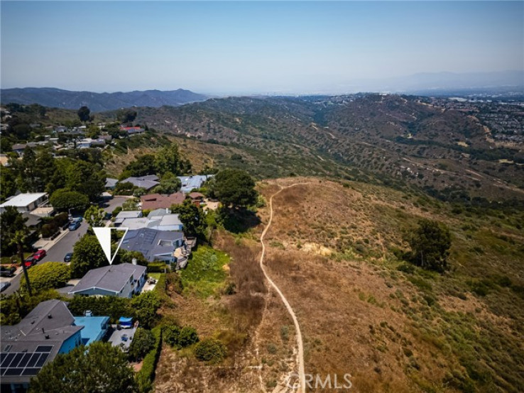 Residential Home in Laguna Village