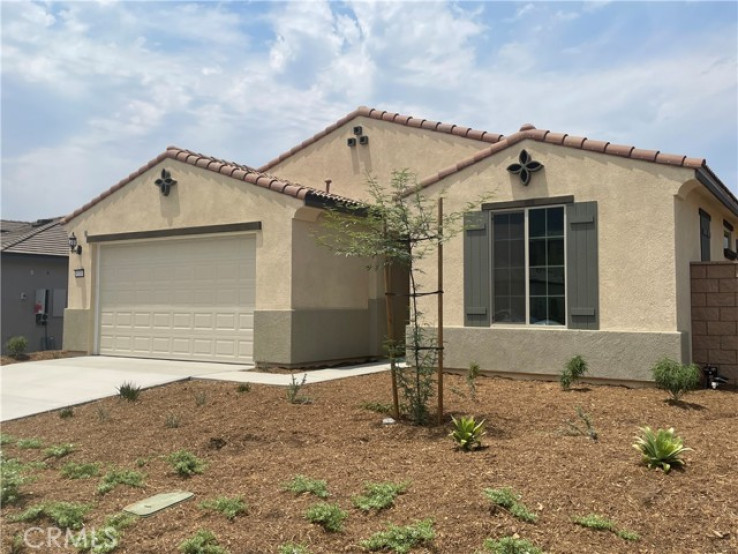 4 Bed Home to Rent in Riverside, California