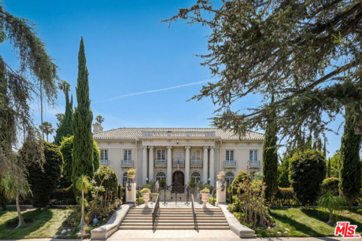 6 Bed Home for Sale in Los Angeles, California