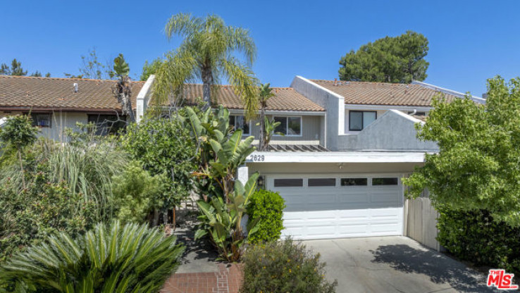 Residential Home in Bel Air - Holmby Hills