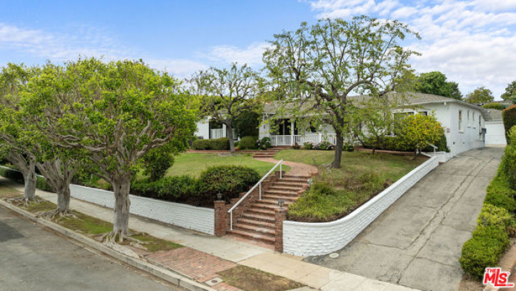 Residential Home in Pacific Palisades