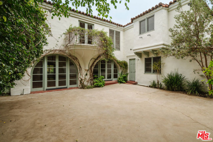 4 Bed Home for Sale in Beverly Hills, California