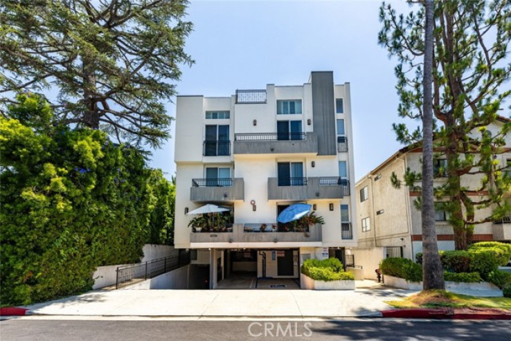  Income Home for Sale in Studio City, California