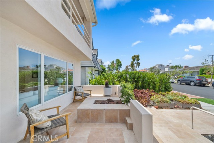 4 Bed Home for Sale in Corona del Mar, California