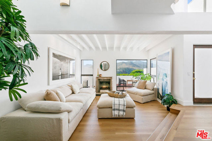 2 Bed Home for Sale in Malibu, California