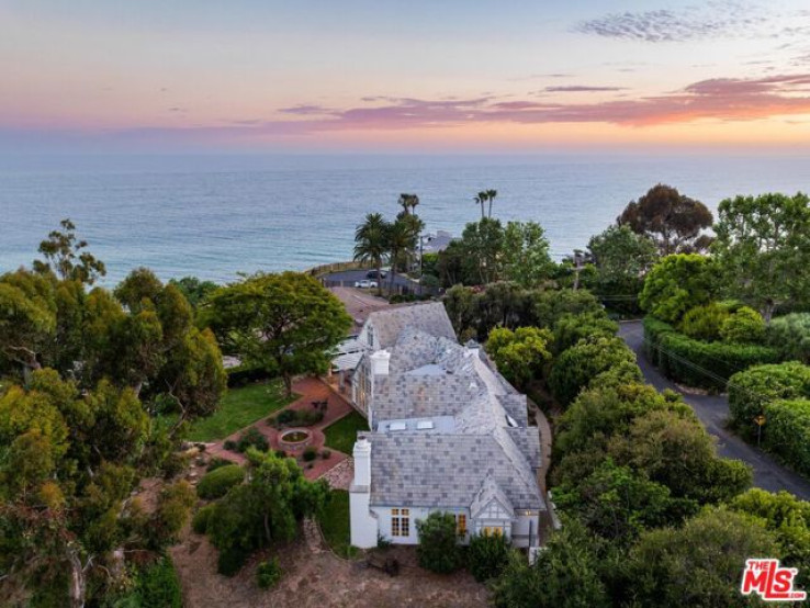 4 Bed Home for Sale in Malibu, California