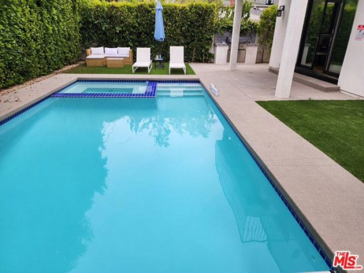 Residential Lease in Studio City