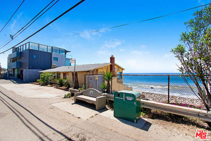 2 Bed Home for Sale in Malibu, California