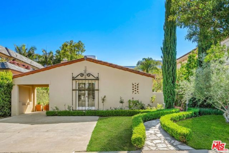 3 Bed Home for Sale in Beverly Hills, California