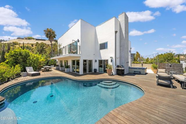 Residential Lease in Sunset Strip - Hollywood Hills West