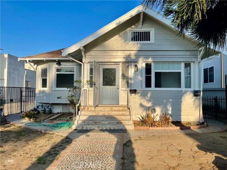  Income Home for Sale in Los Angeles, California