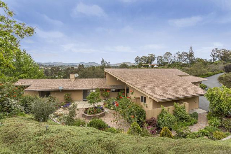 3 Bed Home for Sale in Rancho Santa Fe, California