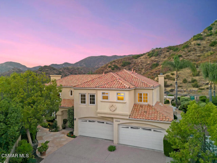 Residential Home in Agoura