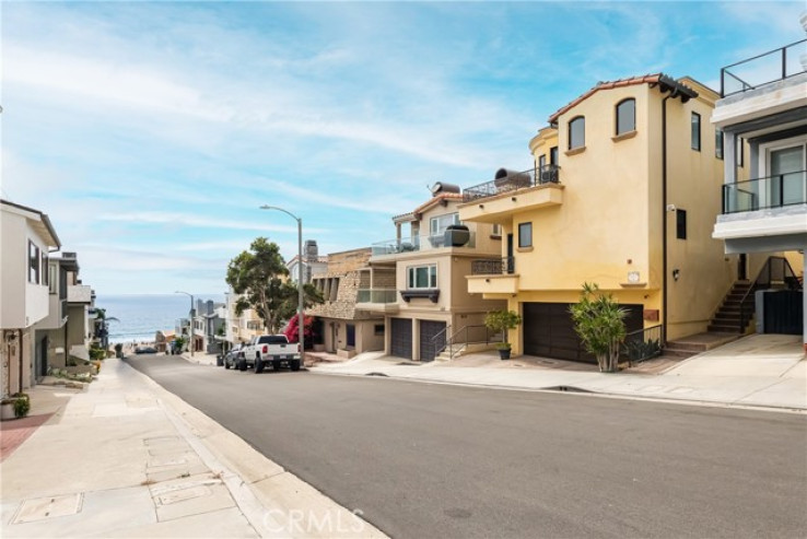 3 Bed Home to Rent in Manhattan Beach, California