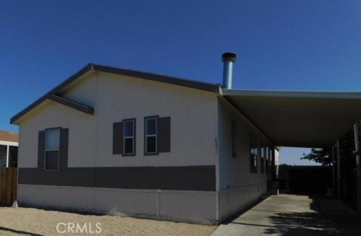 3 Bed Home to Rent in California City, California