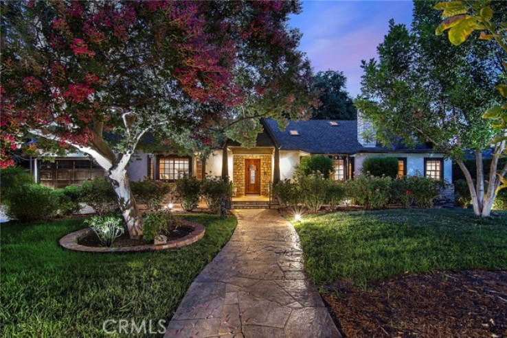 Residential Home in Woodland Hills