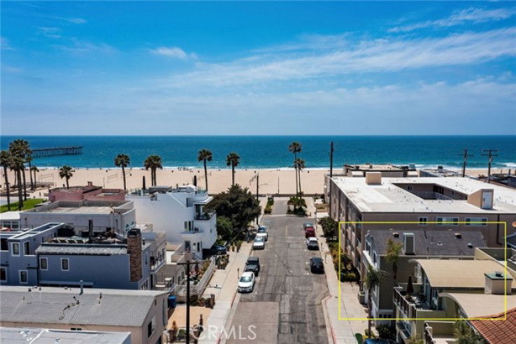 4 Bed Home to Rent in Hermosa Beach, California