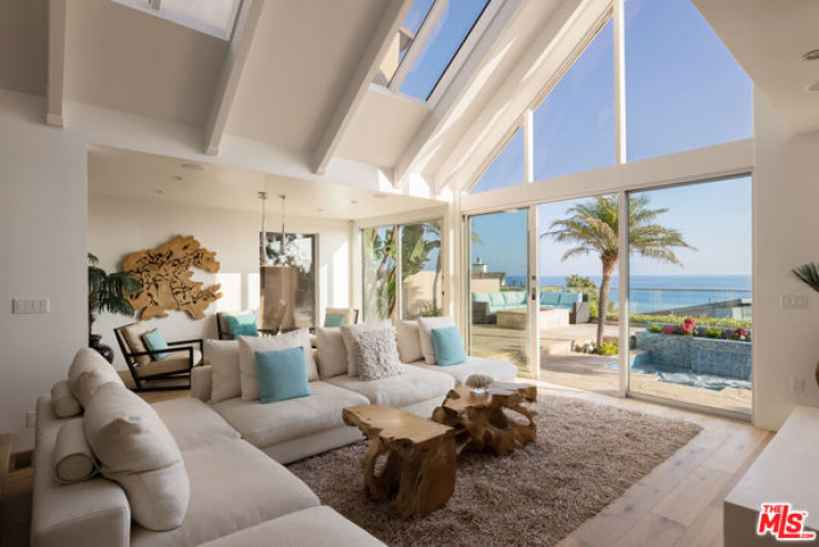 3 Bed Home for Sale in Malibu, California