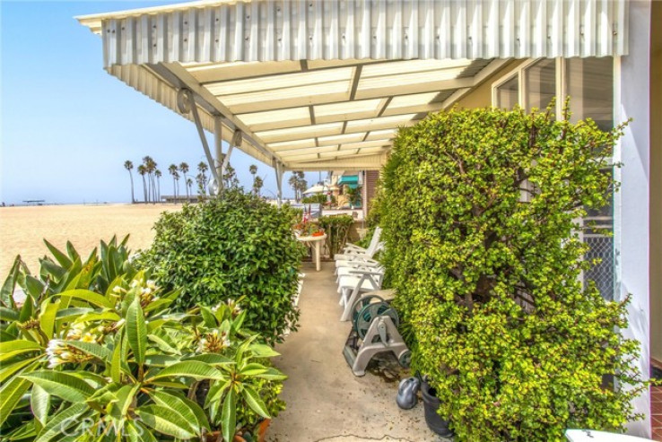 Residential Home in Balboa Peninsula