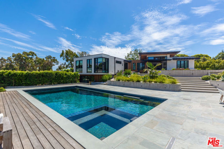 Residential Home in Malibu