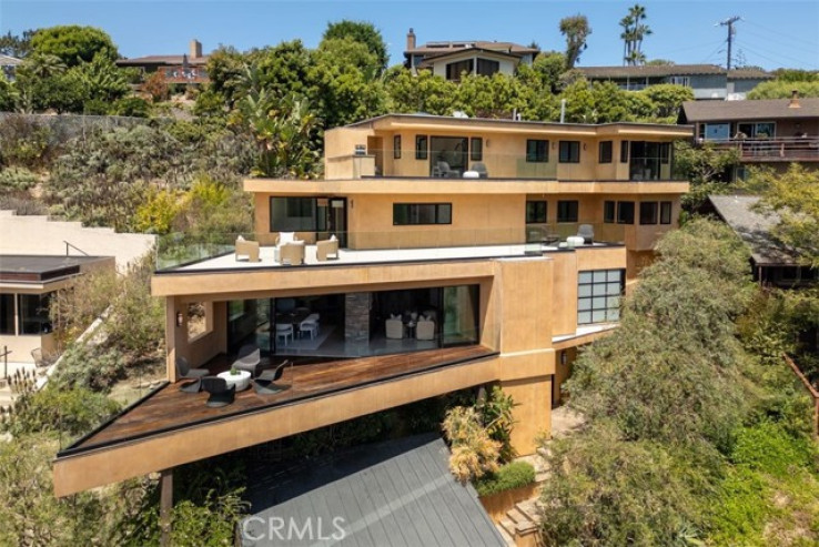 4 Bed Home for Sale in Laguna Beach, California