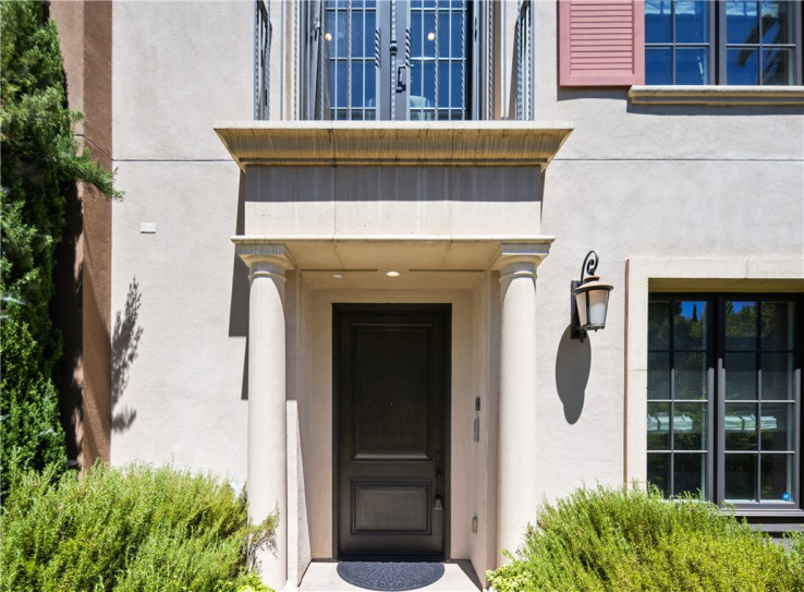 Residential Home in Pasadena (SW)